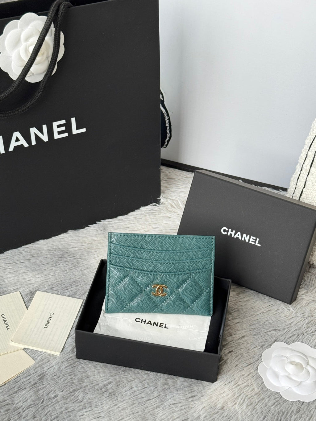 Chanel 25S Card Holder 11 in Tropical Teal Caviar Gold Hardware