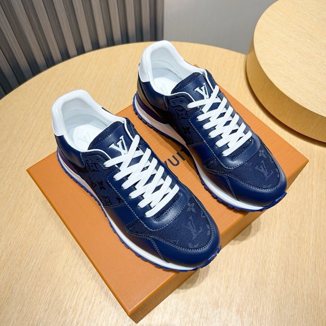 Louis Vuitton Navy Blue Low-Top Sneakers — model