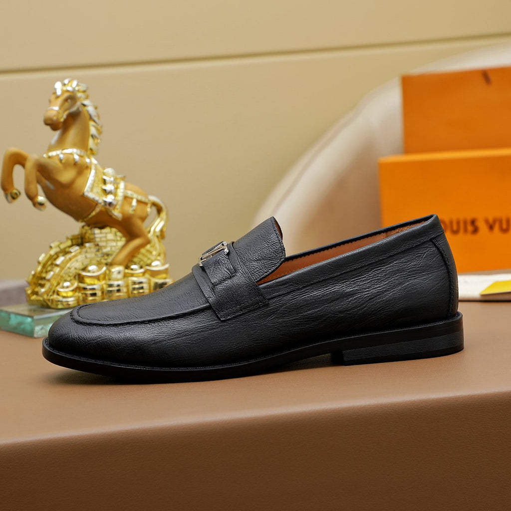 Louis Vuitton Black Textured Hardware Loafers — side