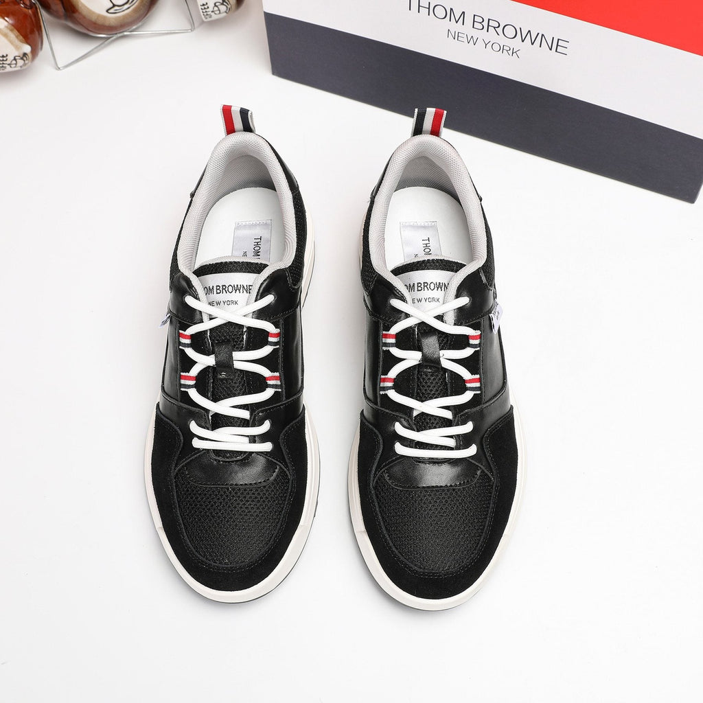 Thom Browne White Navy Panel Low-Top Sneakers — front